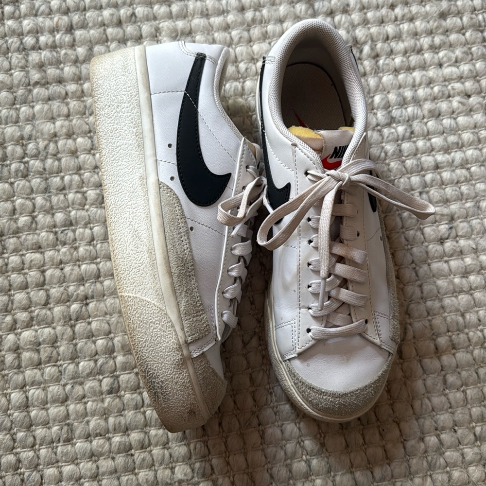 Nike Blazer Low sneaker platform women’s 8